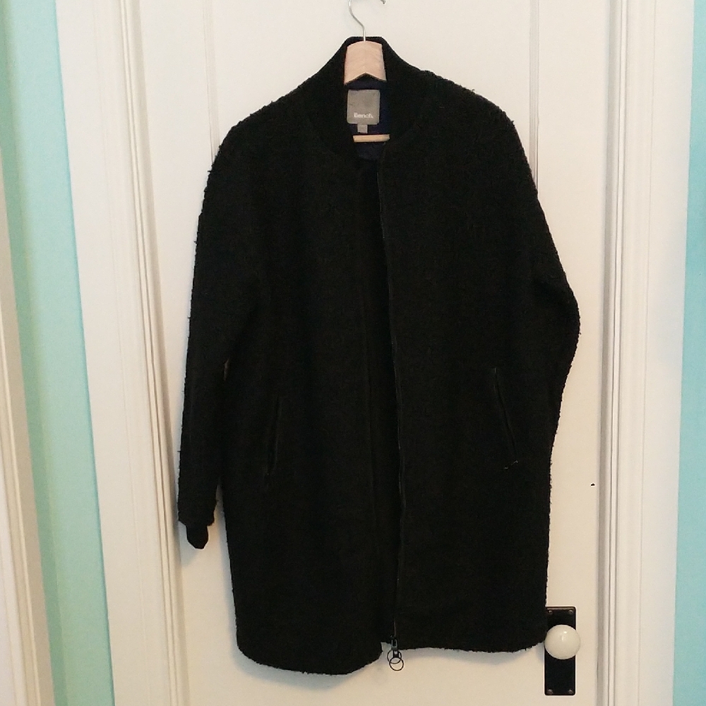 BENCH JACKE BOUCLE /  FALSE WOOL BLACK SIZE LARGE NEW NEVER WORN !